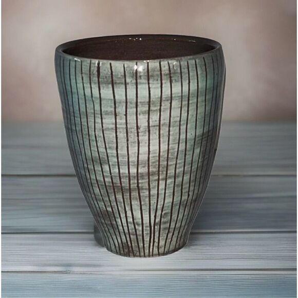 Handmade Vase Studio Pottery Signed Green Brown Ribbed - Picture 2 of 4